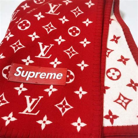 louis vuitton monogram blanket red.